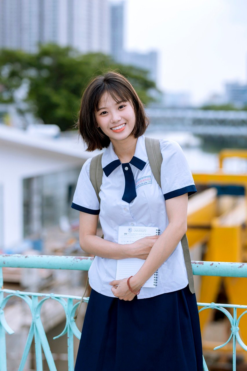 Uniforms woman